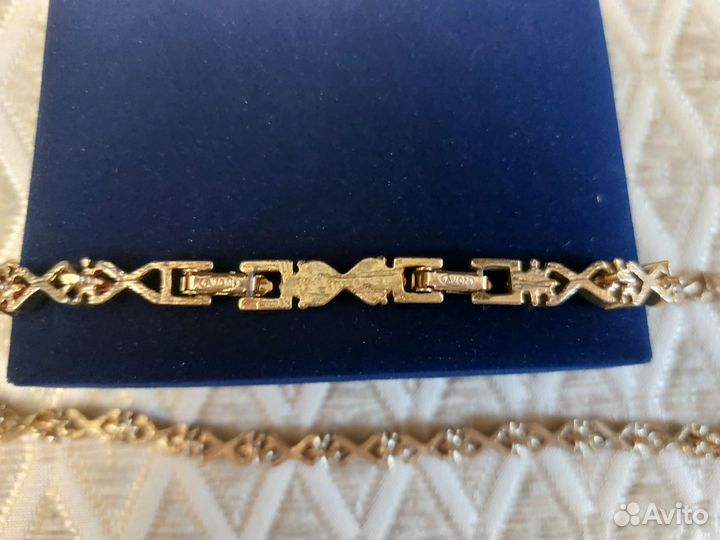 Винтажные комплекты и броши