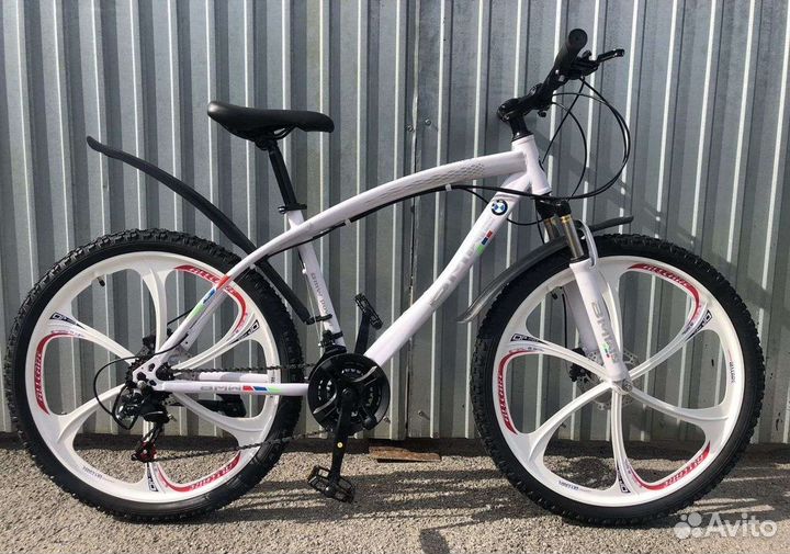 Спортивный велосипед Bmw