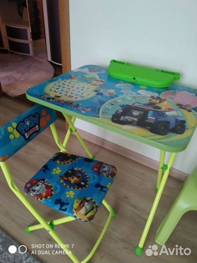 Детский стол и стул 