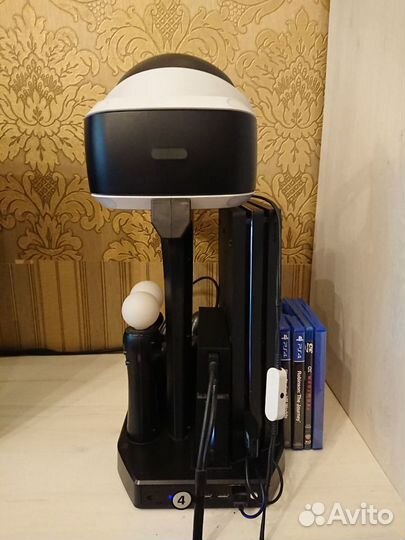 PS4 Pro1Tb +VR+2 геймпада+2Мува+наушники Platinum