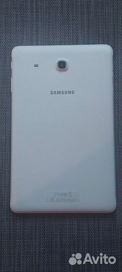 Планшет Samsung Galaxy Tab E SM-T561