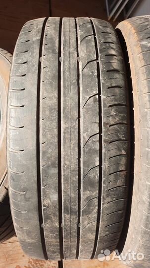 Continental ContiPremiumContact 2 215/60 R16 95H