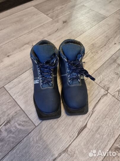 Лыжные ботинки 37 размер