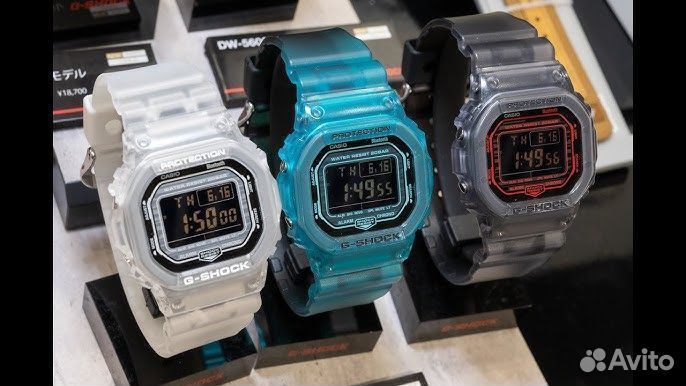 Часы наручные Casio G-Shock DW-B5600G-1E