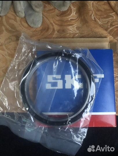 Подшипник 6820 SKF