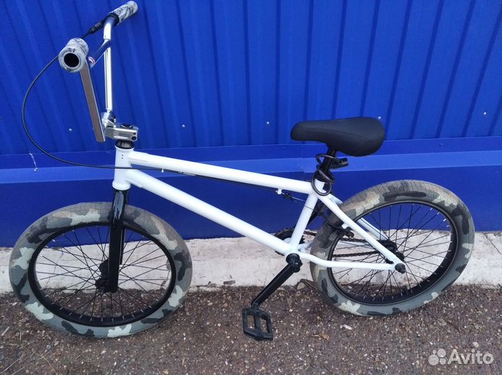 Трюковой велосипед bmx