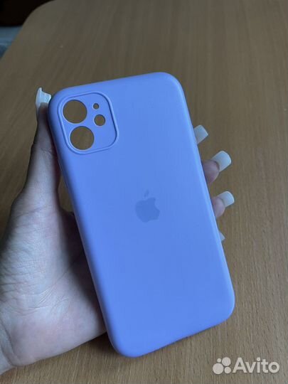 Чехол на iPhone 11