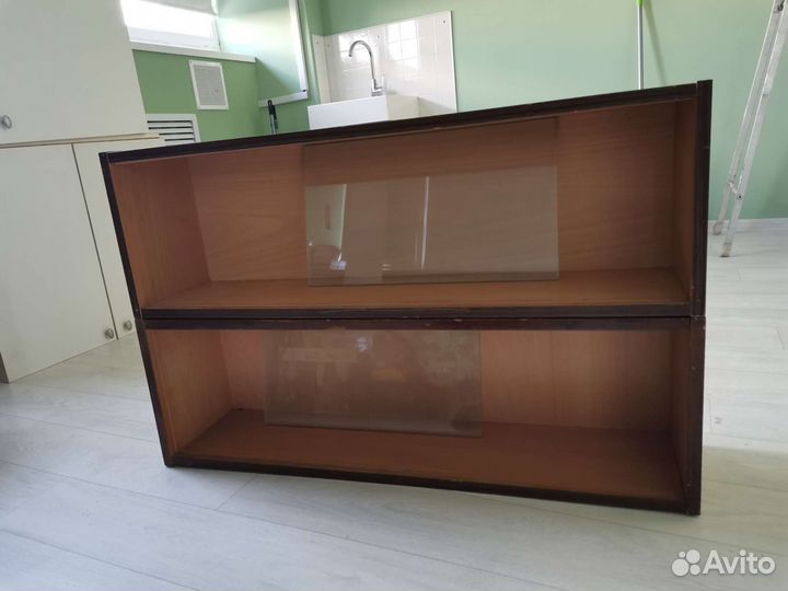 Книжные полки чехия