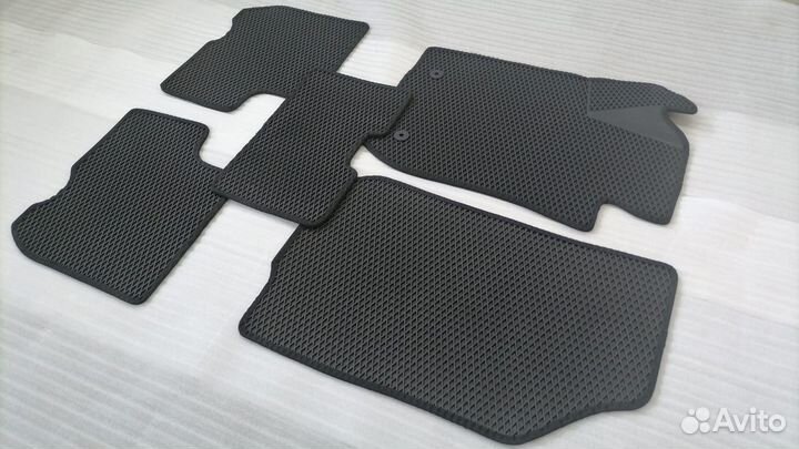 Коврики Лада Ларгус 5 мест EVA резина ячейки