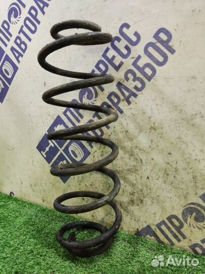 Пружина подвески задняя правая Ford Fusion хэтчбек