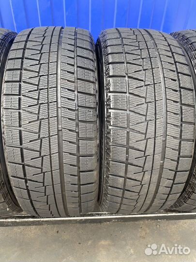 Bridgestone Blizzak Revo GZ 225/50 R17