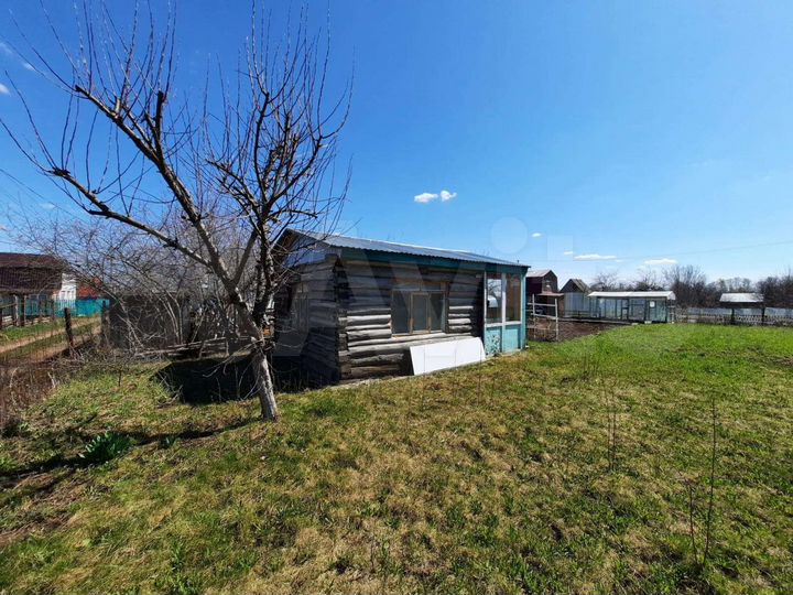 Дача 20 м² на участке 5 сот.