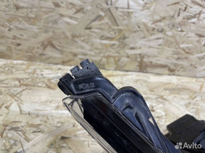 Фара передняя правая LED Toyota Corolla 210