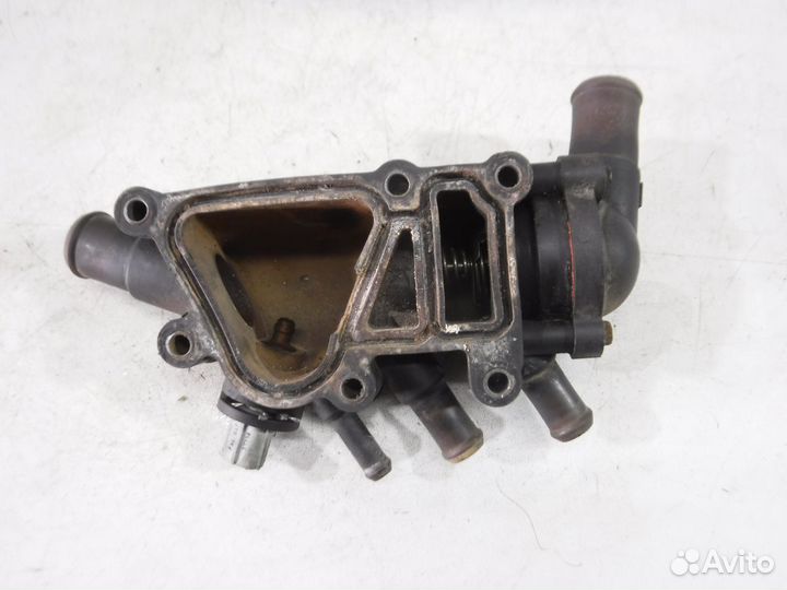 Корпус термостата Ford Focus I