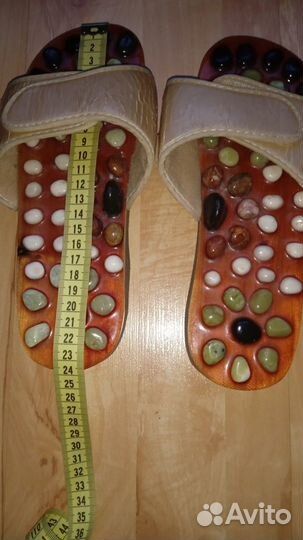 Массажные тапочки с нефритами casada