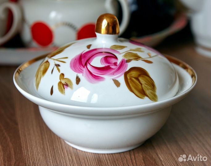 Маслёнки фарфоровые