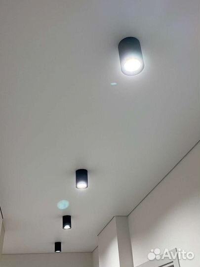 Накладной потолочный светильник Maytoni