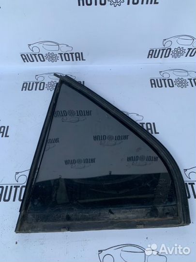 Стекло двери заднее правое Hyundai Accent