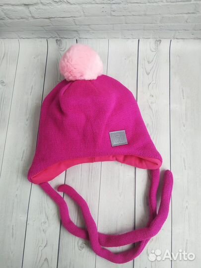 Зимняя шапка с помпоном новая