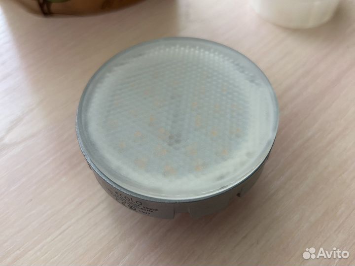 Лампа на потолок