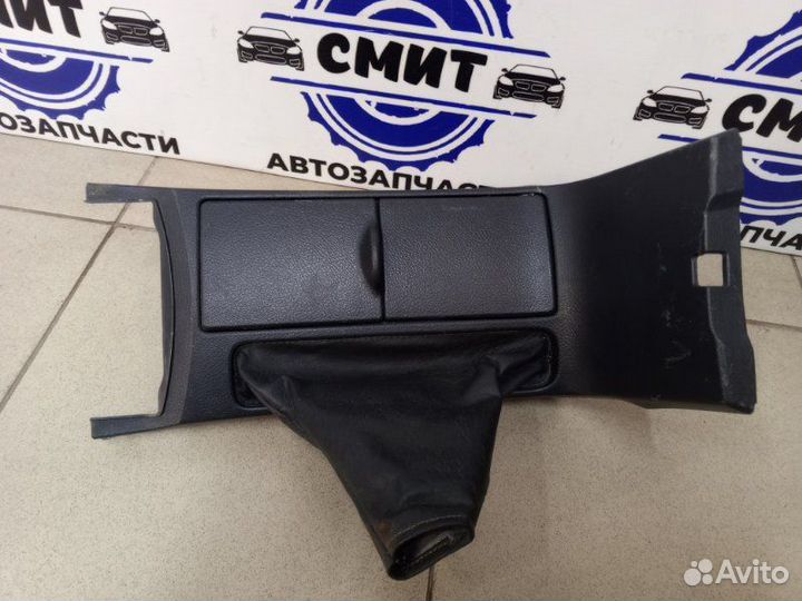 Подстаканник Toyota Corolla 1.6 2008