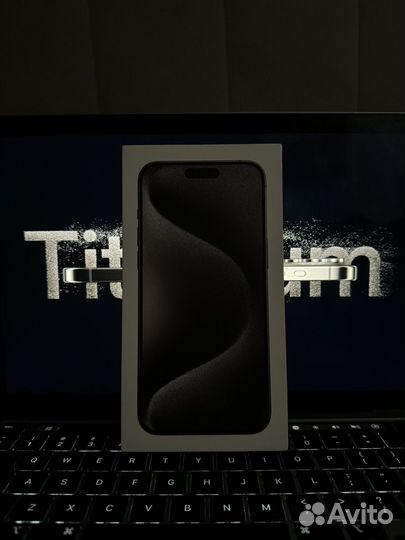 iPhone 15 Pro Max 1 TB Black Titanium Sim + eSim