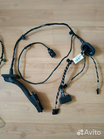 Проводка двери Тигуан