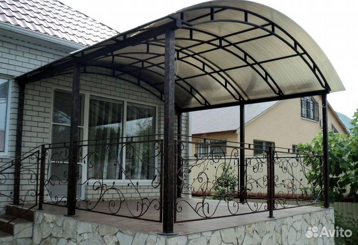 Металлические навесы для автомобиля