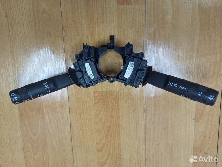 Подрулевой переключатель Opel Insignia хетчбэк