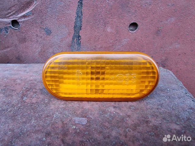 Повторитель поворота Пассат Б-5