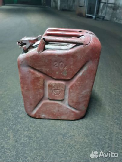 Канистра металлическая 20л