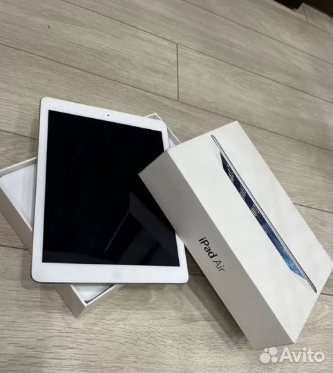 Планшет apple iPad air на 32 гб + коробка