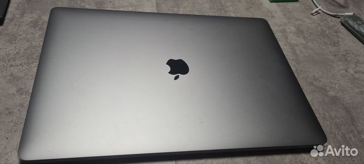 Macbook pro 16 2019 i7