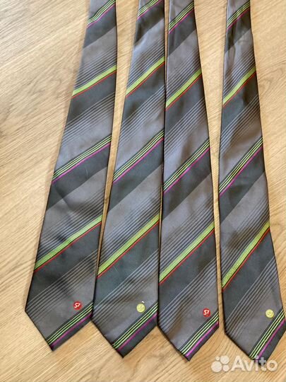 Четыре галстука S7