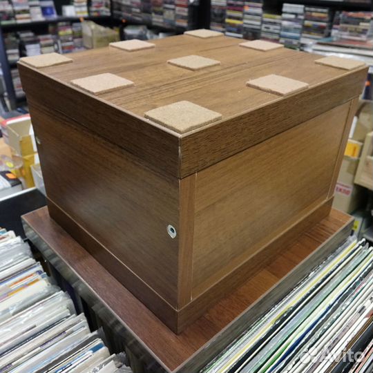 Подставки для акустики