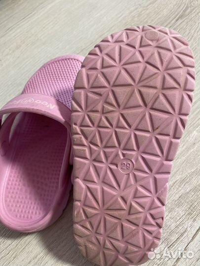 Сабо на девочку