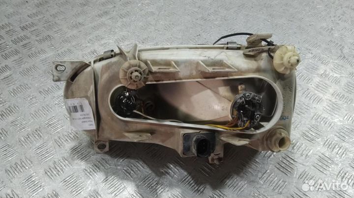 Фара передняя для Volkswagen Golf 3 139174-00R