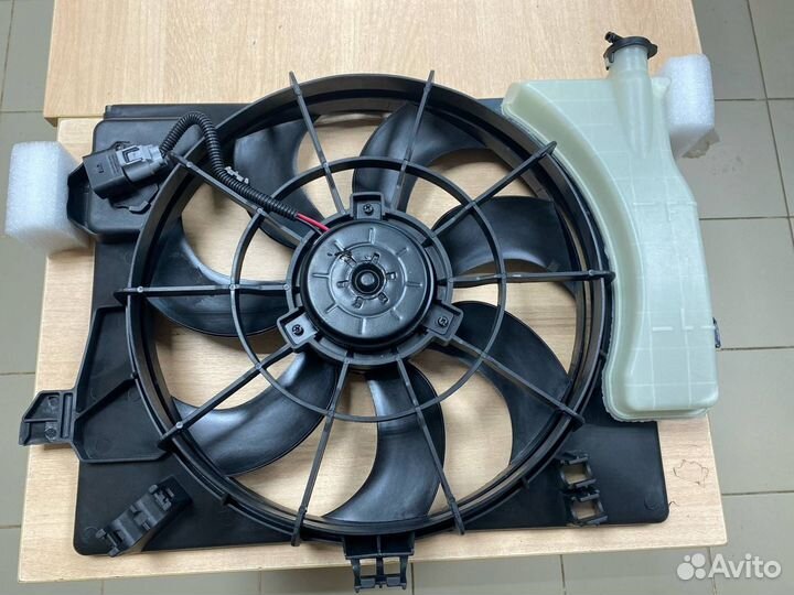 Диффузор радиатора Kia Rio 3 седан 2011-2015