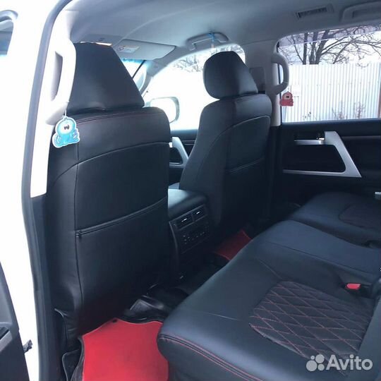 Чехлы Toyota Land Cruiser 200