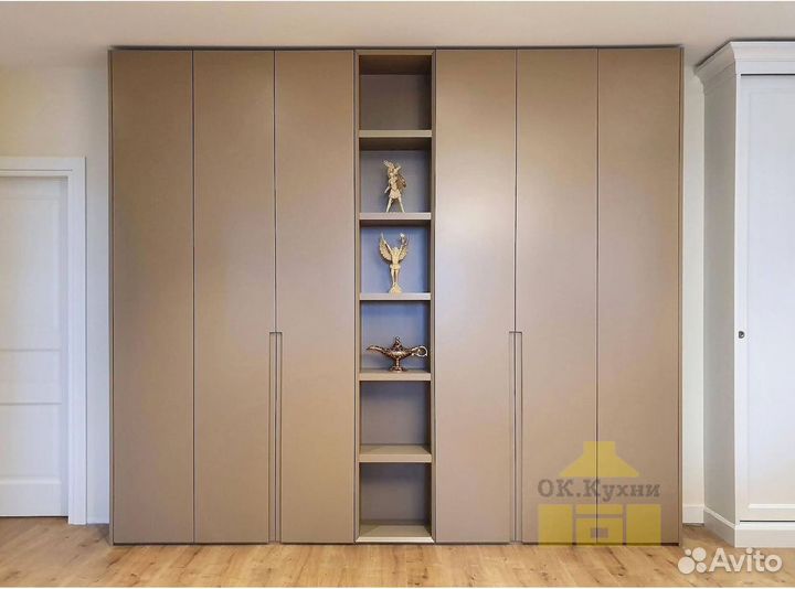 Шкаф стенка