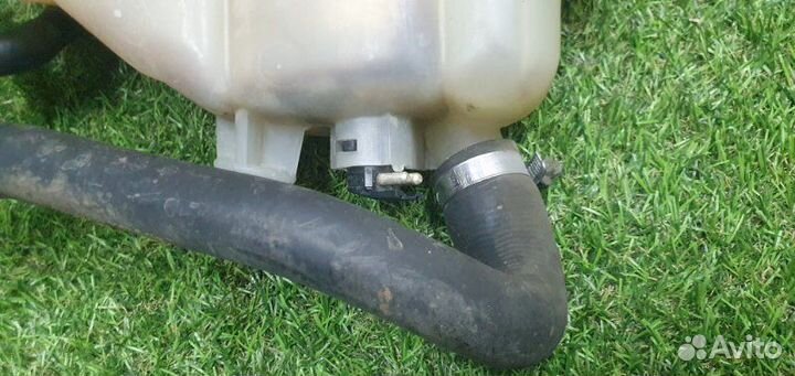 Бачок расширительный Mercedes-Benz G-Class W463 M