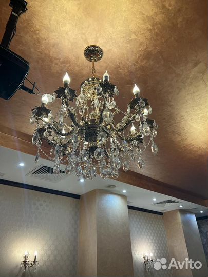 Люстра и бра 2шт