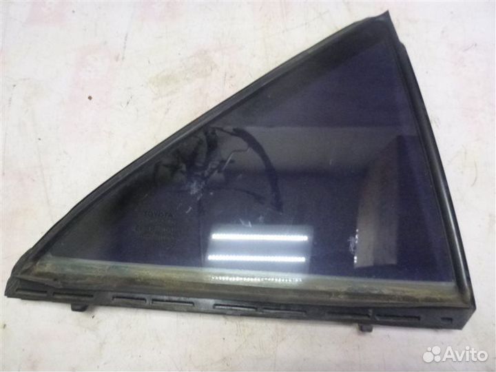 Стекло заднее правое Toyota Camry ASV50 2AR-FE