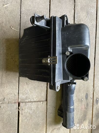 Корпус воздушного фильтра kalina 1