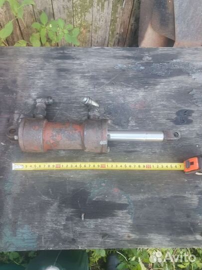 Гидроцилиндр 66.04.04.100