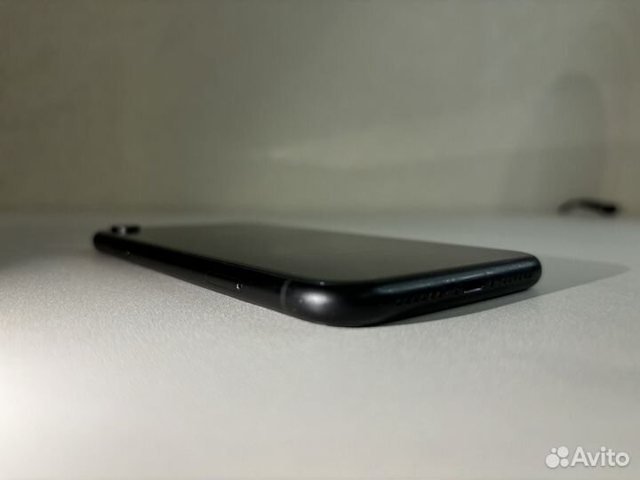 iPhone Xr, 128 ГБ