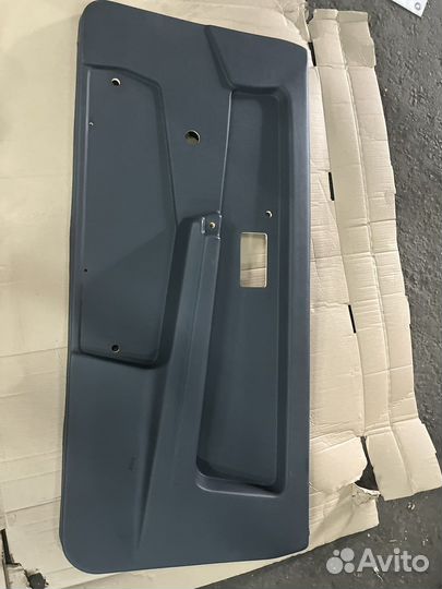 Обивка передней двери правая ваз 2108/2113