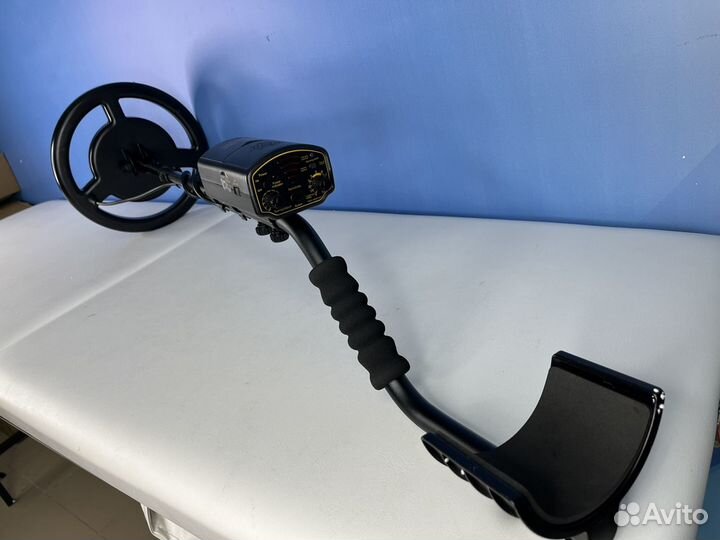 Металлоискатель аr944М