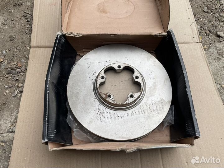 Передние тормозные диски Ford Transit 6 2000-2006