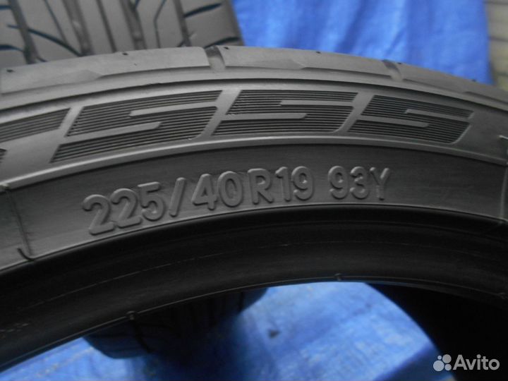 Nitto NT555 G2 225/40 R19